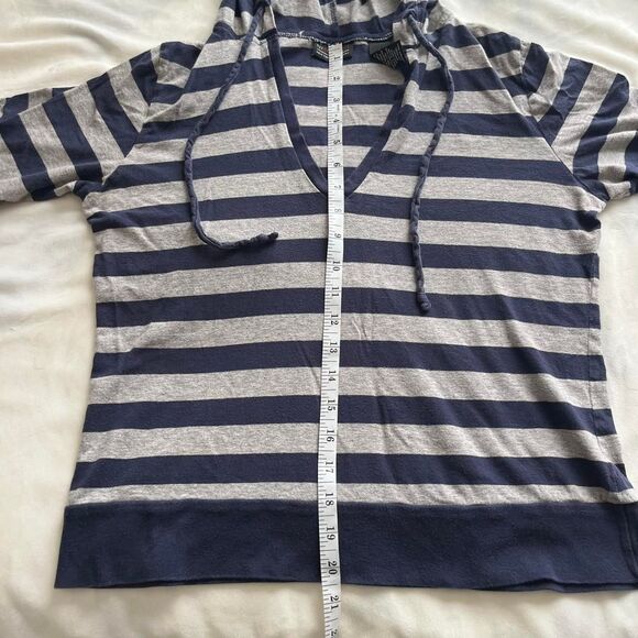 Vintage Y2K New York & Company Sport navy and grey striped hoodie tshirt medium - Picture 6 of 6